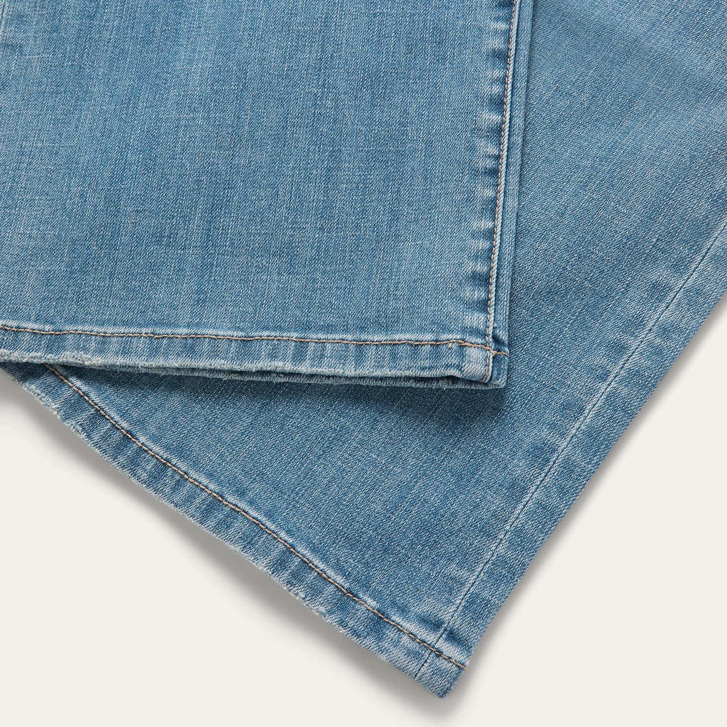 Stetson 675 Mid-Rise Wide Leg Jean