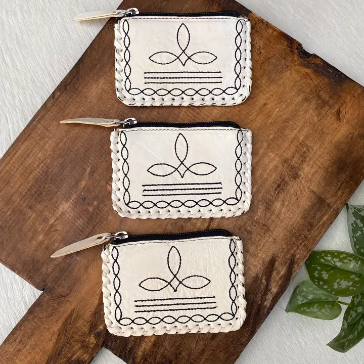 White Cream Leather Boot Stitch Coin Pouch