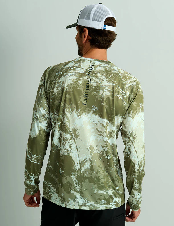 Huk Mossy Oak Pursuit Performance Crew