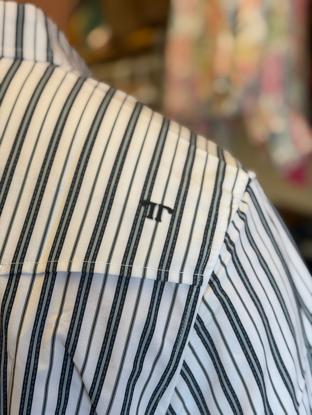 The Jack Short Sleeve Pearl Snap Shirt in Black