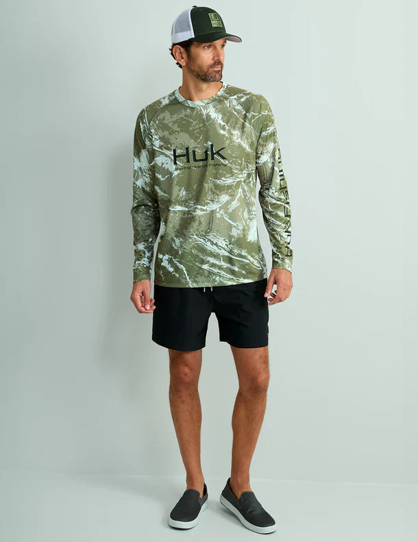 Huk Mossy Oak Pursuit Performance Crew