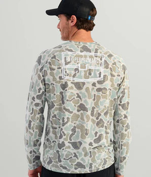DRIFT LONG SLEEVE GRAPHIC CAMO PRINT