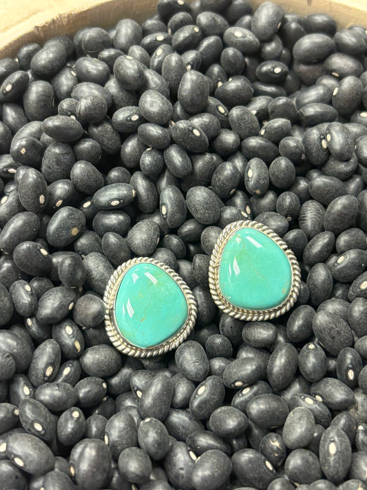 Big Tuquoise Studs