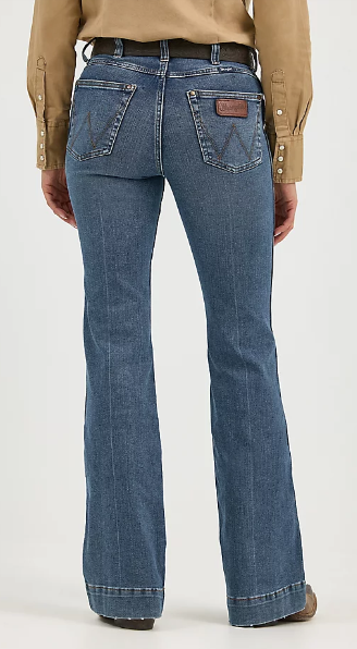 Women's Wrangler Retro® Bailey High Rise Trouser Jean Shelby