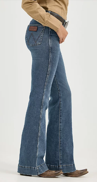 Women's Wrangler Retro® Bailey High Rise Trouser Jean Shelby