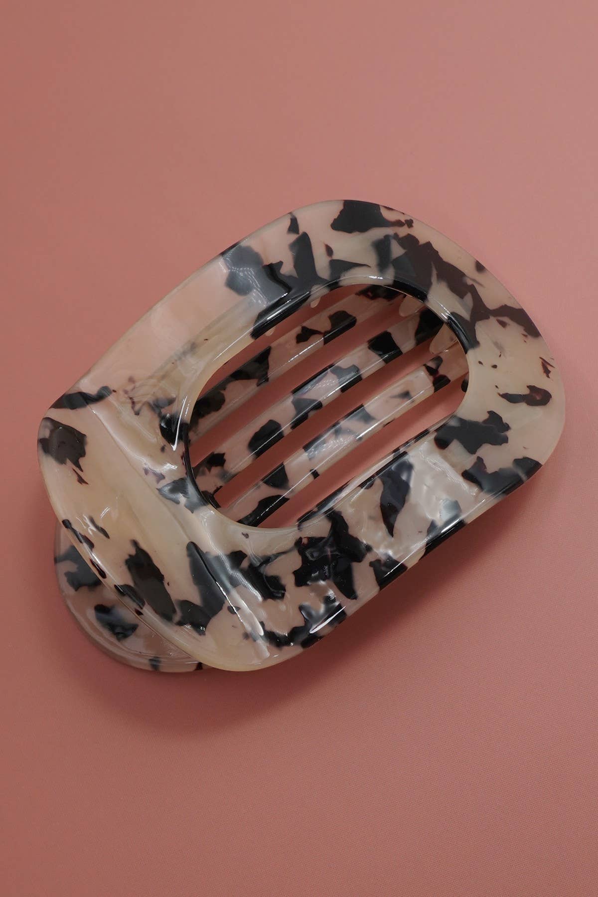 Jumbo Lay Flat Oval Hair Claw Clips